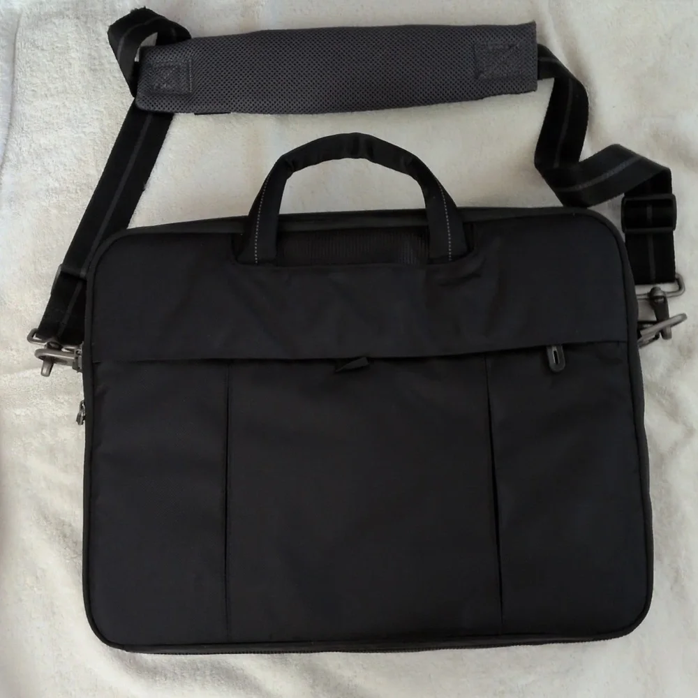 Dell EUC Black Laptop Briefcase Bag 10 Compartments